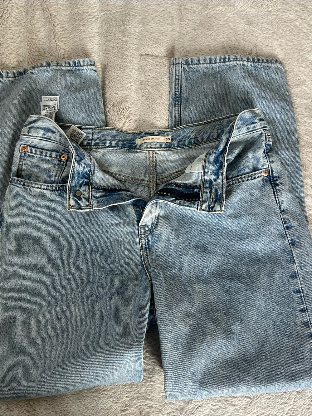Levi’s Light Wash Women’s Jeans - Classic Straight Fit